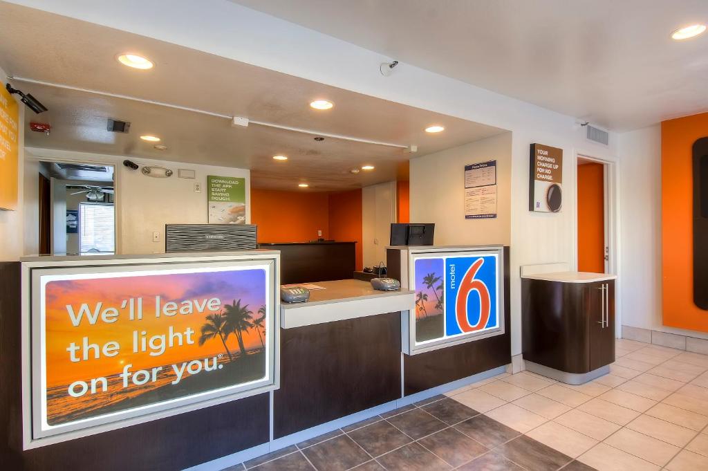 Popular attractions Area Nearby Property